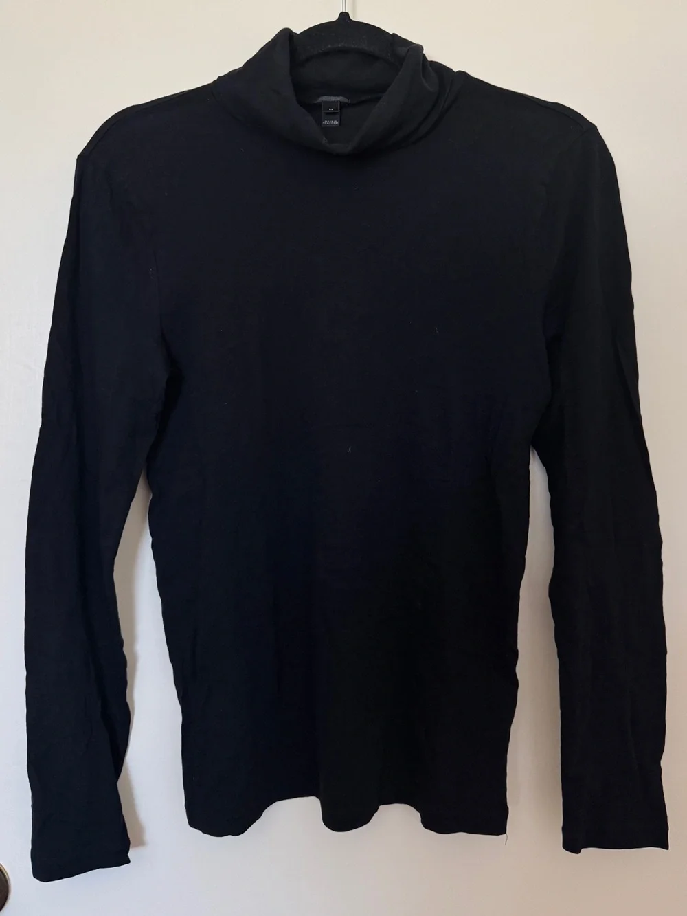 J.Crew Women’s lightweight cotton Long-Sleeve Turtleneck in black size M